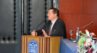 2021_slavisticka skola DU_rektor