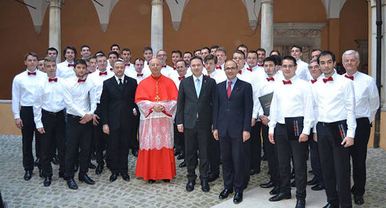 Muski zbor FER_Rim_svibanj2017