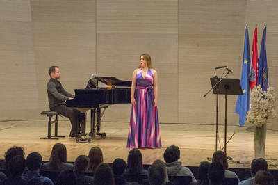 Dodjela stipendija_travanj2016_sopranistica