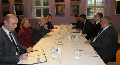 IzaslanstvoUAE_za stolom_veljaca2018