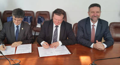 posjet rumunjskoj_potpisivanje_2017